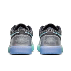 Женские кроссовки Air Jordan 1 Low SE 'Metallic Silver Gradient' DJ5199-109