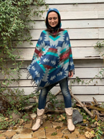 Пончо женское шерстяное с орнаментом