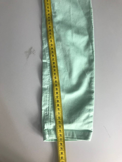 Джинсы Oodji красивого оттенка, маркировка 25, визуально на 40 размер