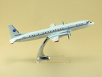 Модель самолета Ил-18 (М1:100, Мир НПП)