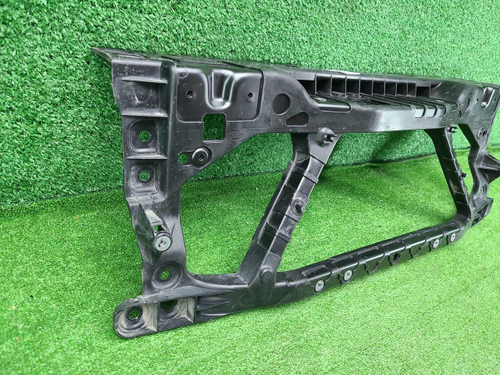 Телевизор Land-Rover Defender 2 L663 (2019-н.в.)