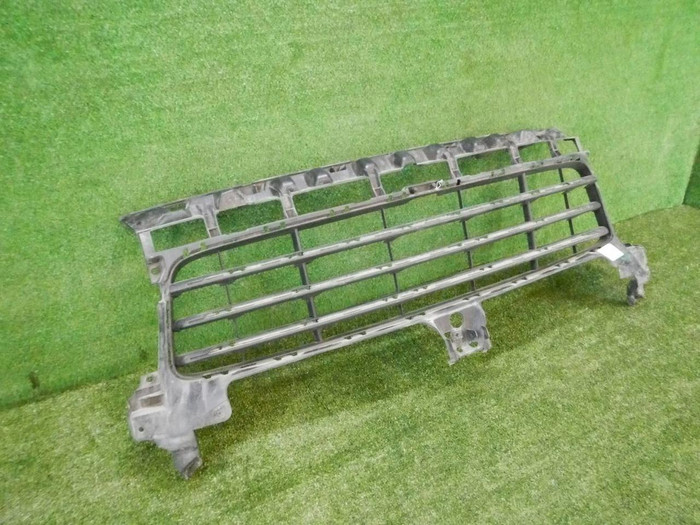 Решетка переднего бампера Porsche Cayenne 3 17-23