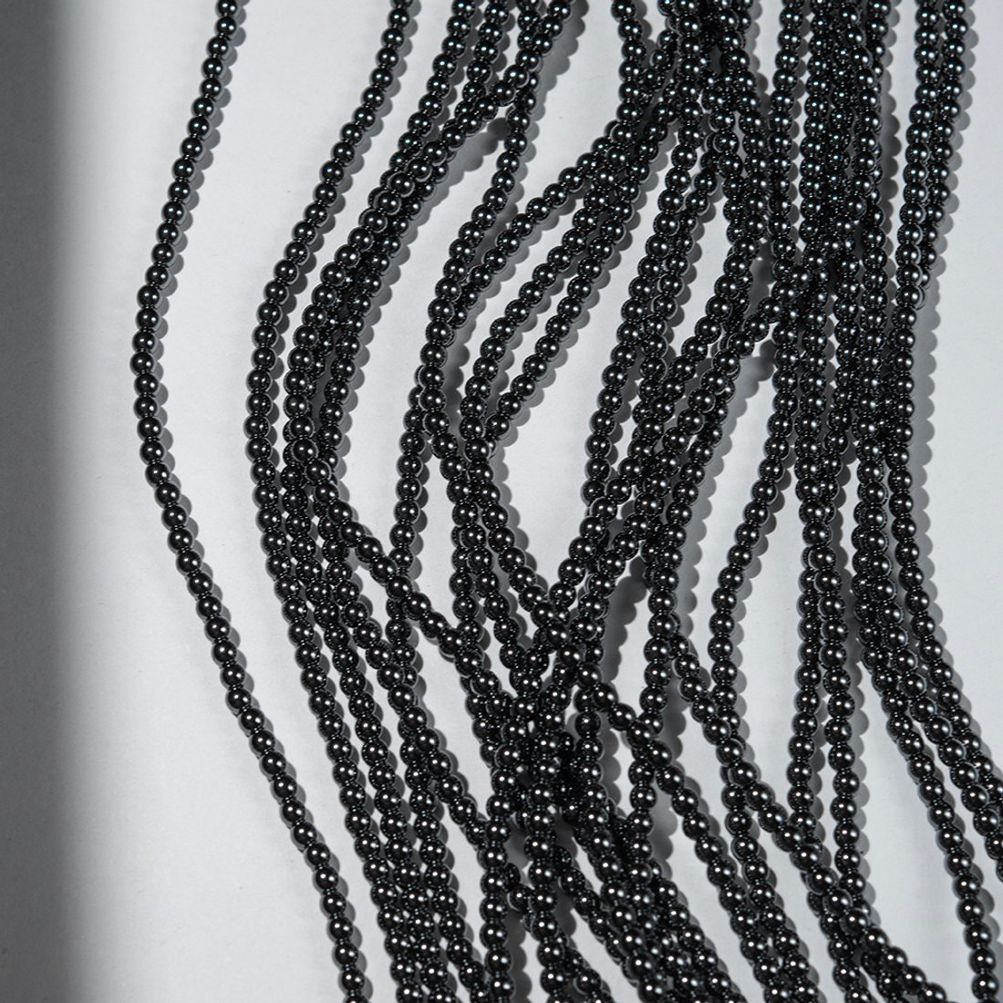 Гематин (гематит), оттенок "Gun metal", шар (разделитель) 4,1мм