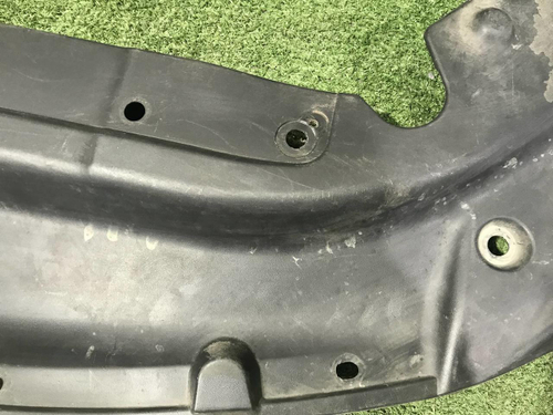 Кожух замка капота Nissan Sentra B17 (2012-2017)