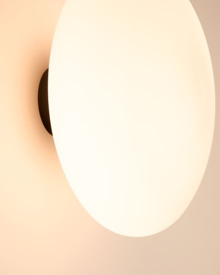 Bamila Бра из дымчатого стекла и черного металла Ø25 см