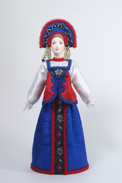 Кукла сувенирная фарфоровая. Нижегородская губ. Россия. Девичий праздничный костюм.