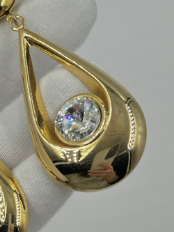 Крупные серьги с кристаллами