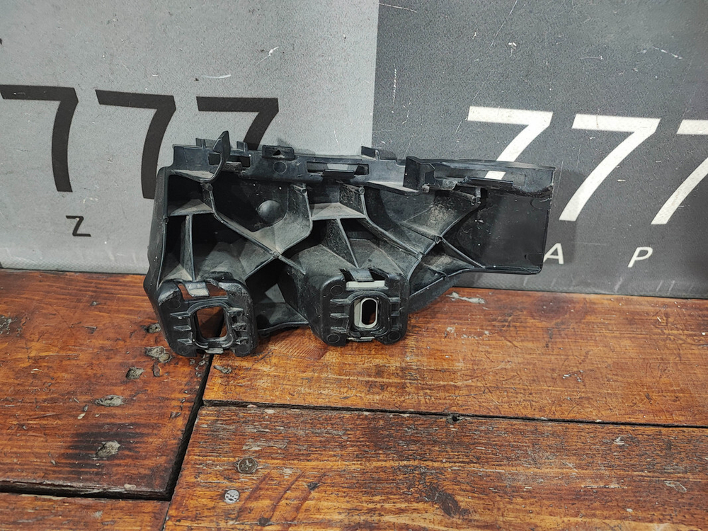 Кронштейн заднего бампера Mercedes GLC (X253) 15-нв Б/У Оригинал A2538800903