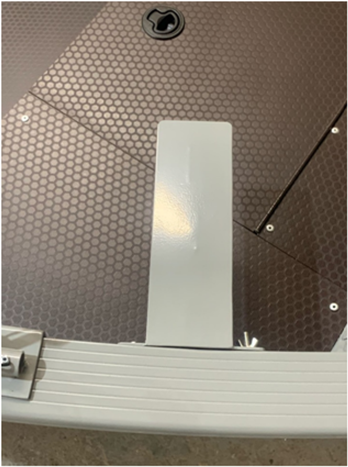 Площадка под эхолот (на планширь в Т-паз)