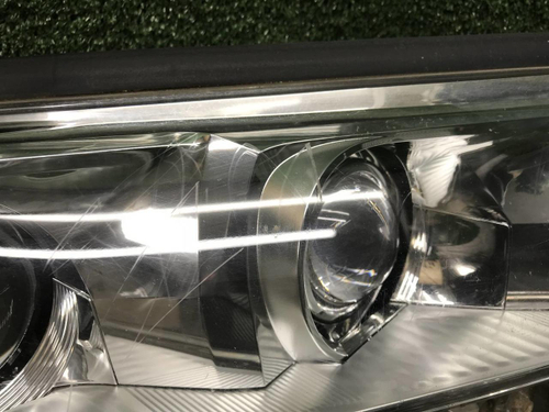 Битая Фара правая Land Cruiser 200 (2015-2021) LED