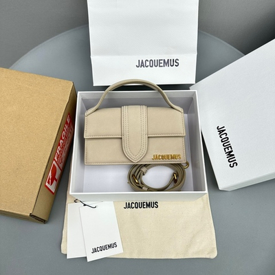 Jacquemus Le Bambino 17 cm