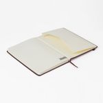 Блокнот в клетку с резинкой А5 (148x218 мм), 80 л., балакрон коричневый BRAUBERG "Metropolis", 111586