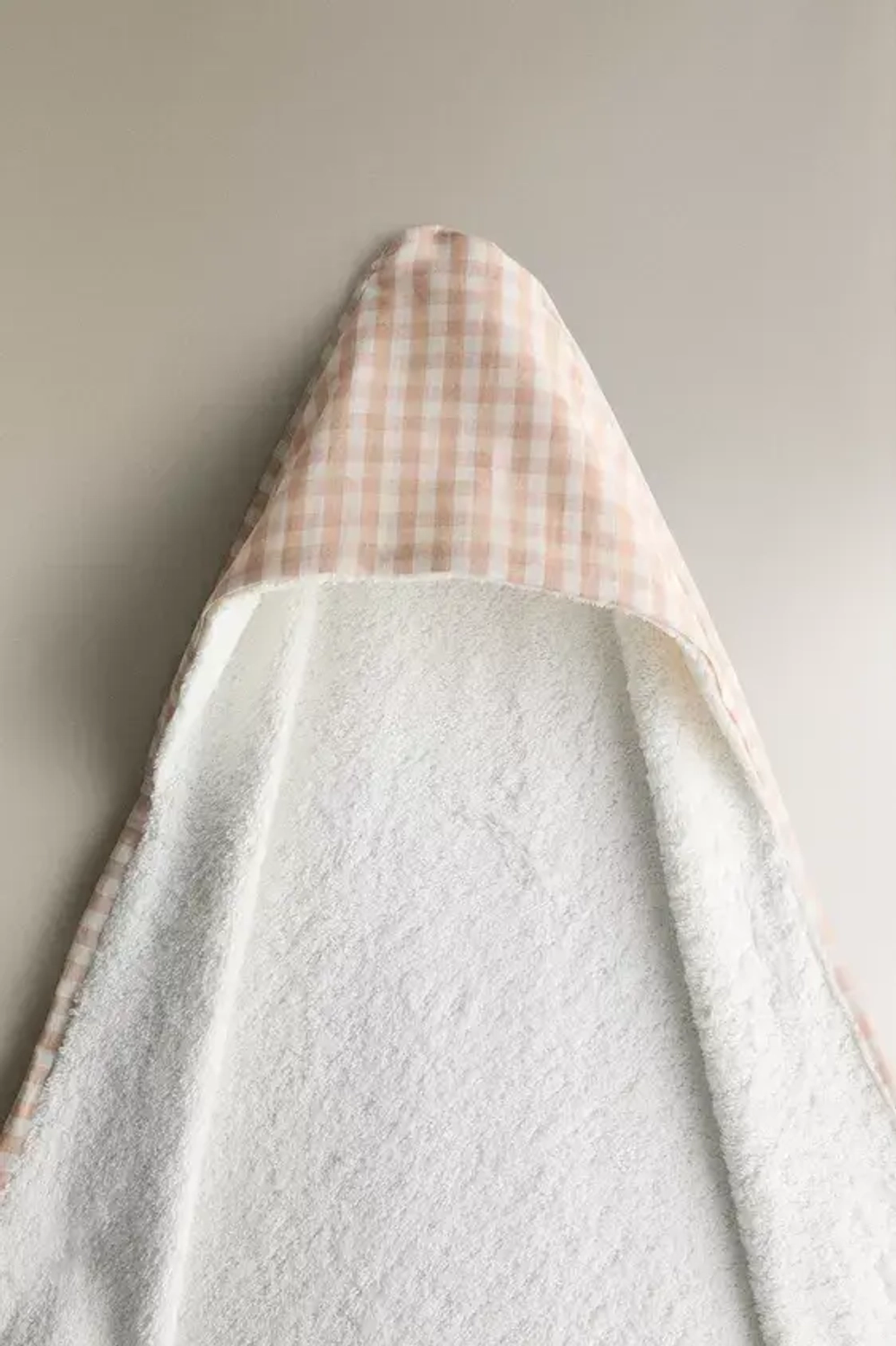 ZARA HOME ПОЛОТЕНЦЕ С КАПЮШОНОМ В КЛЕТКУ ДЛЯ ДЕТЕЙ, РОЗОВЫЙ