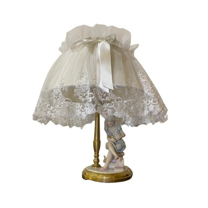 Лампа с девушкой Villari