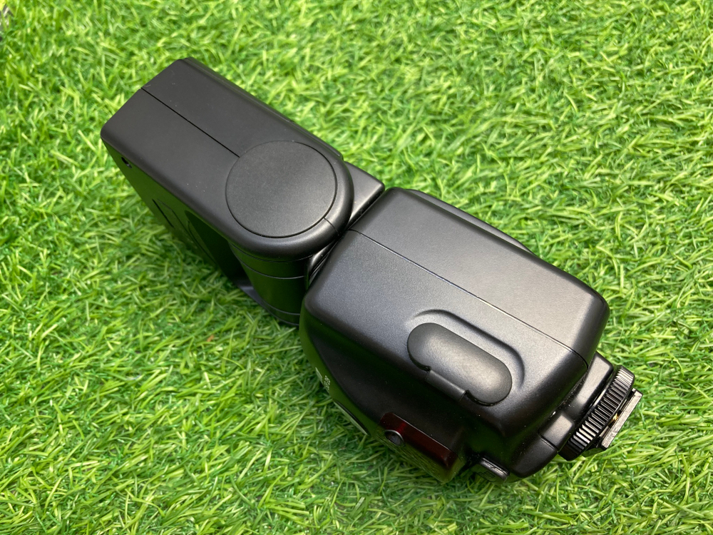 Nikon Speedlight SB-28
