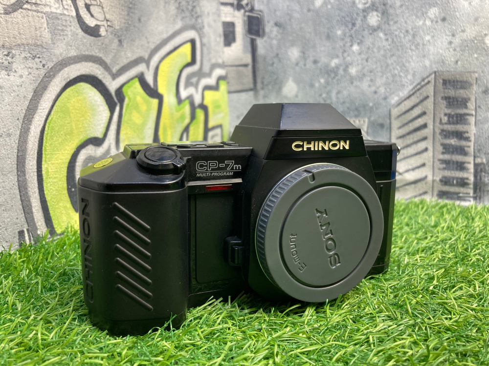 Chinon CP-7M