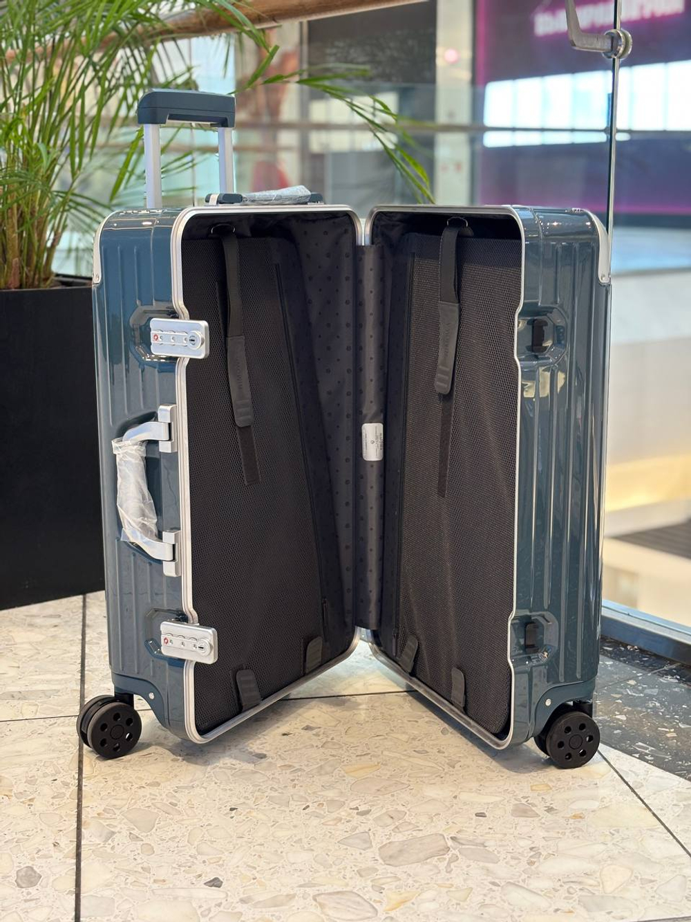 Чемодан Rimowa