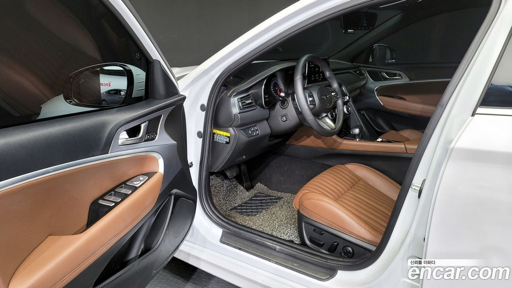 Genesis G70 2.0T AWD (11.2019)
