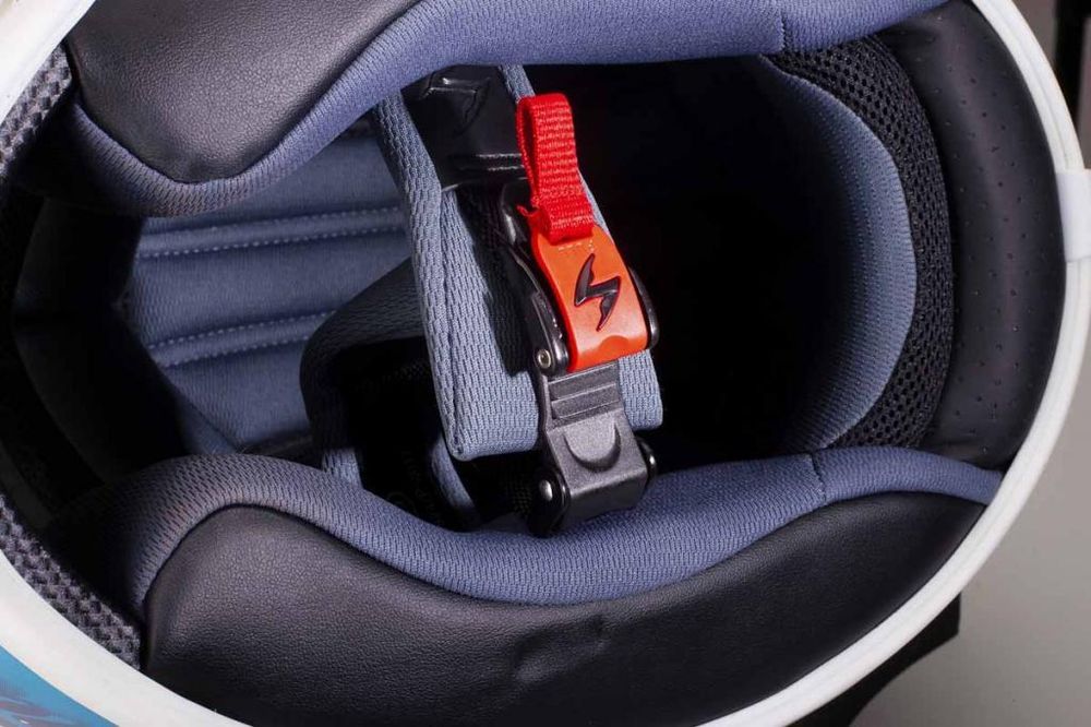 EXO-390 Solid Helmet / Черный