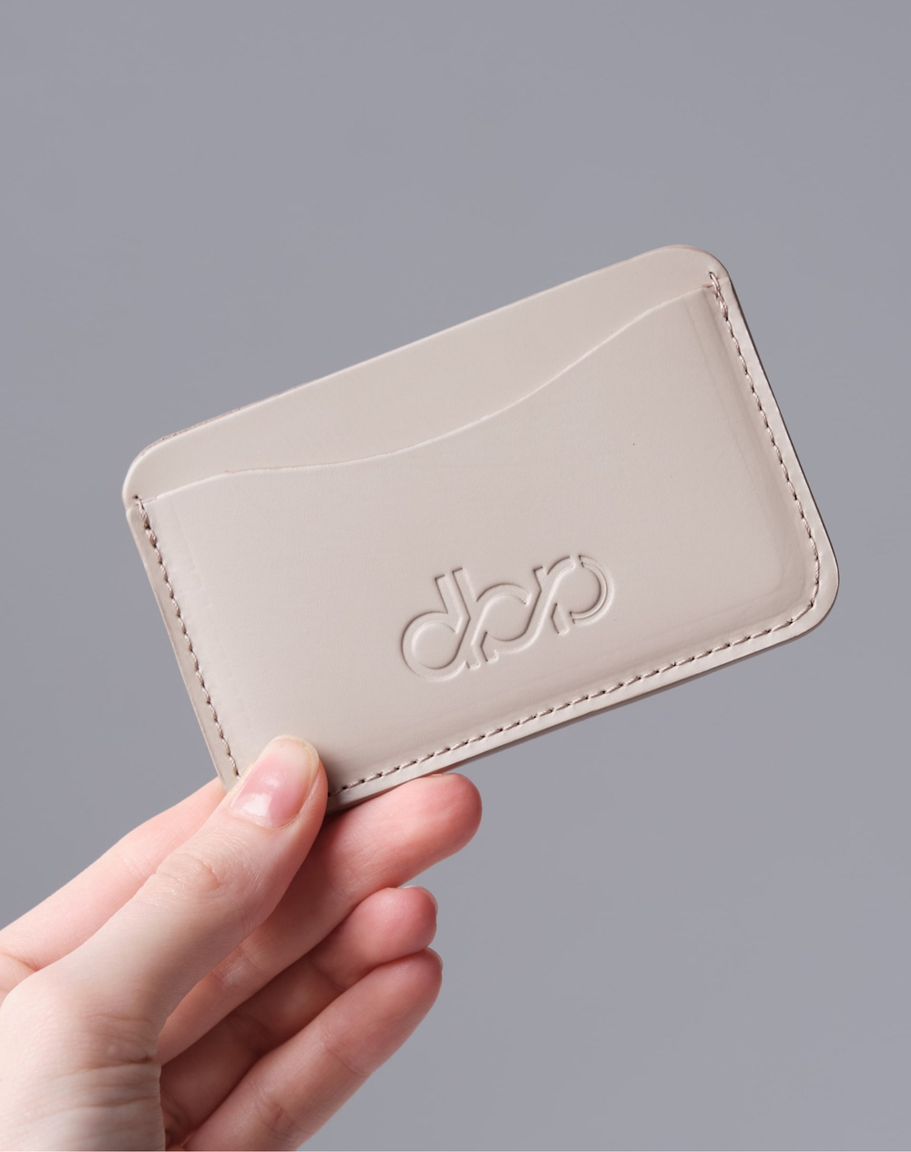 Кожаный картхолдер DBR 15-12 бежевое кружево