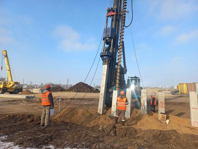 Услуги сваебойной установки КБУРГ-16 / бурение