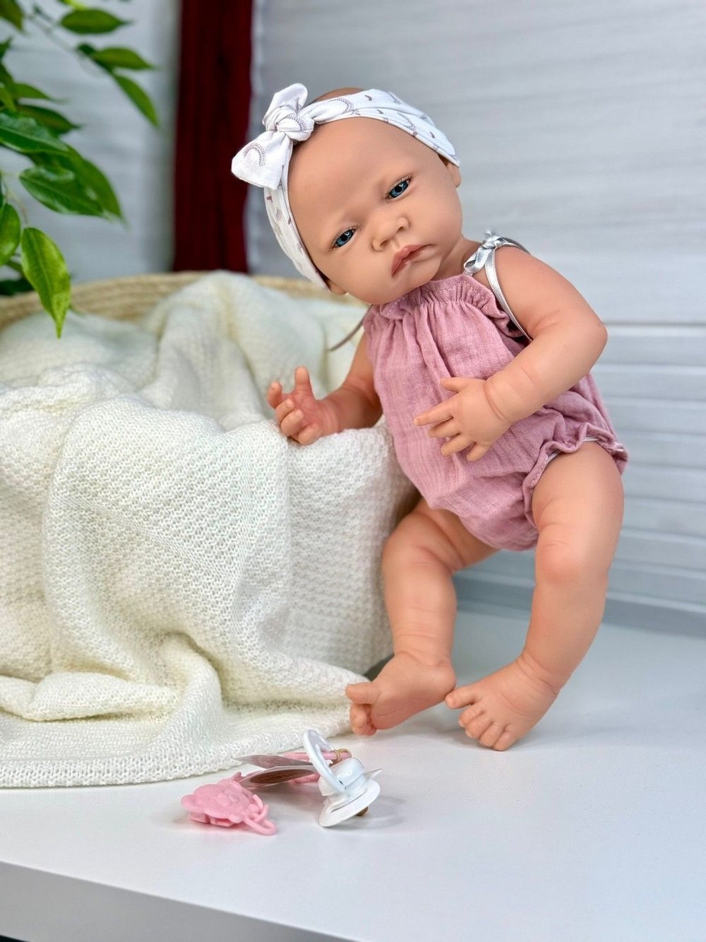 Кукла Реборн BERJUAN виниловая 45см New Born (12172)