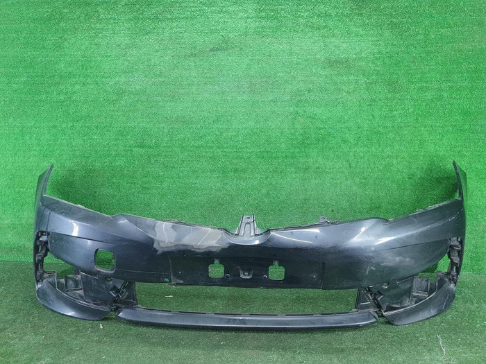 Бампер передний Toyota Corolla E160 (2015-2019)