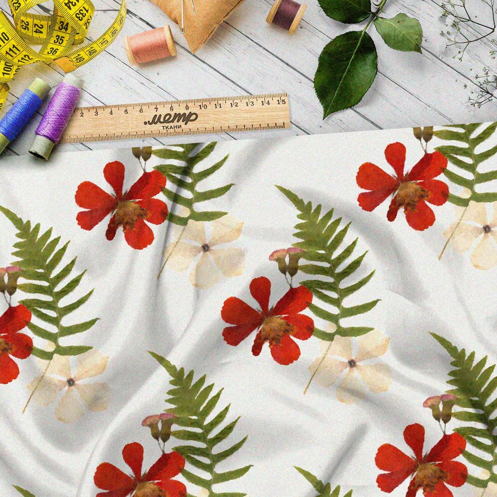 Ткань лён крупные красные цветы и листья на белом фоне