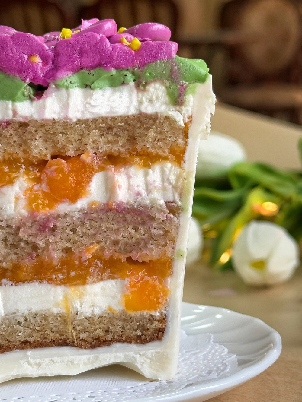 Горшочек "С Тюльпанами " 300 грамм 8 марта