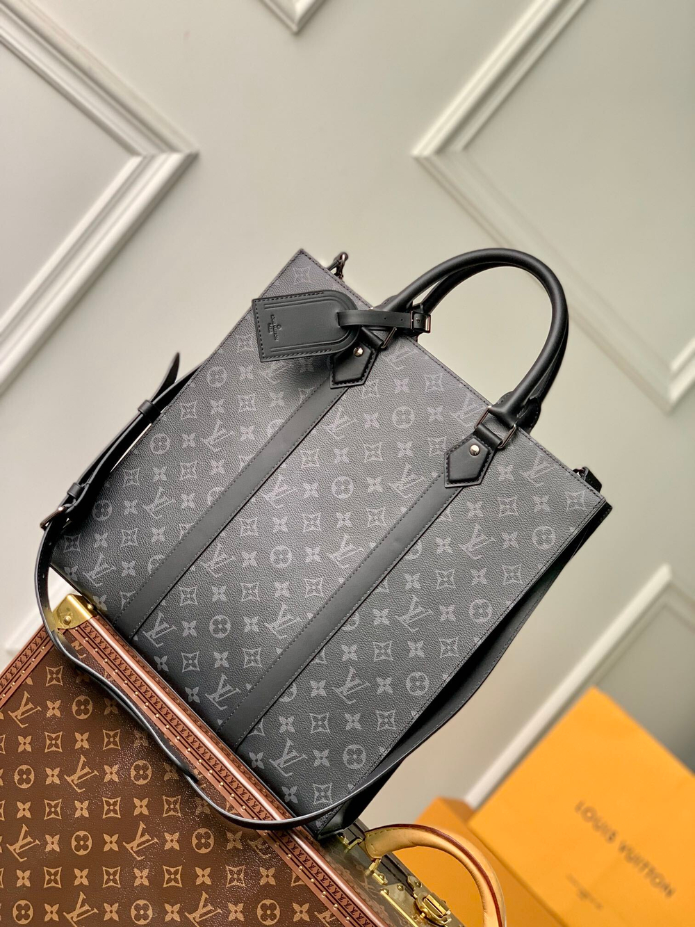 Louis Vuitton Sac Plat NV Bag