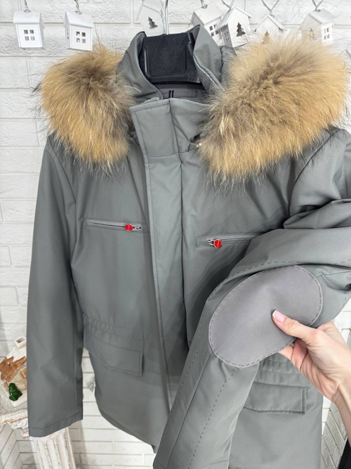 Пуховик Kiton