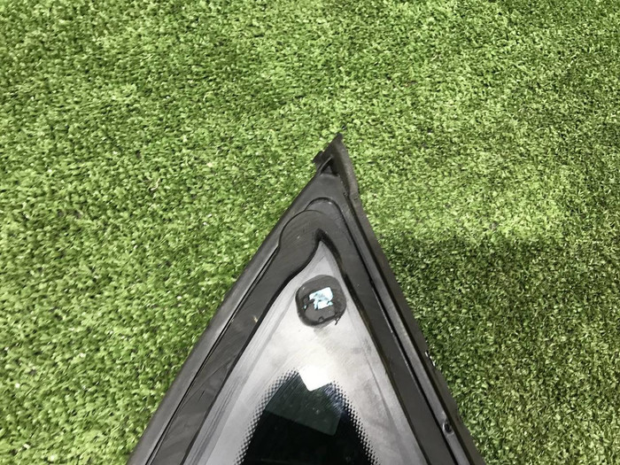 Форточка задняя левая Mercedes S W222 (2013-2020) Maybach