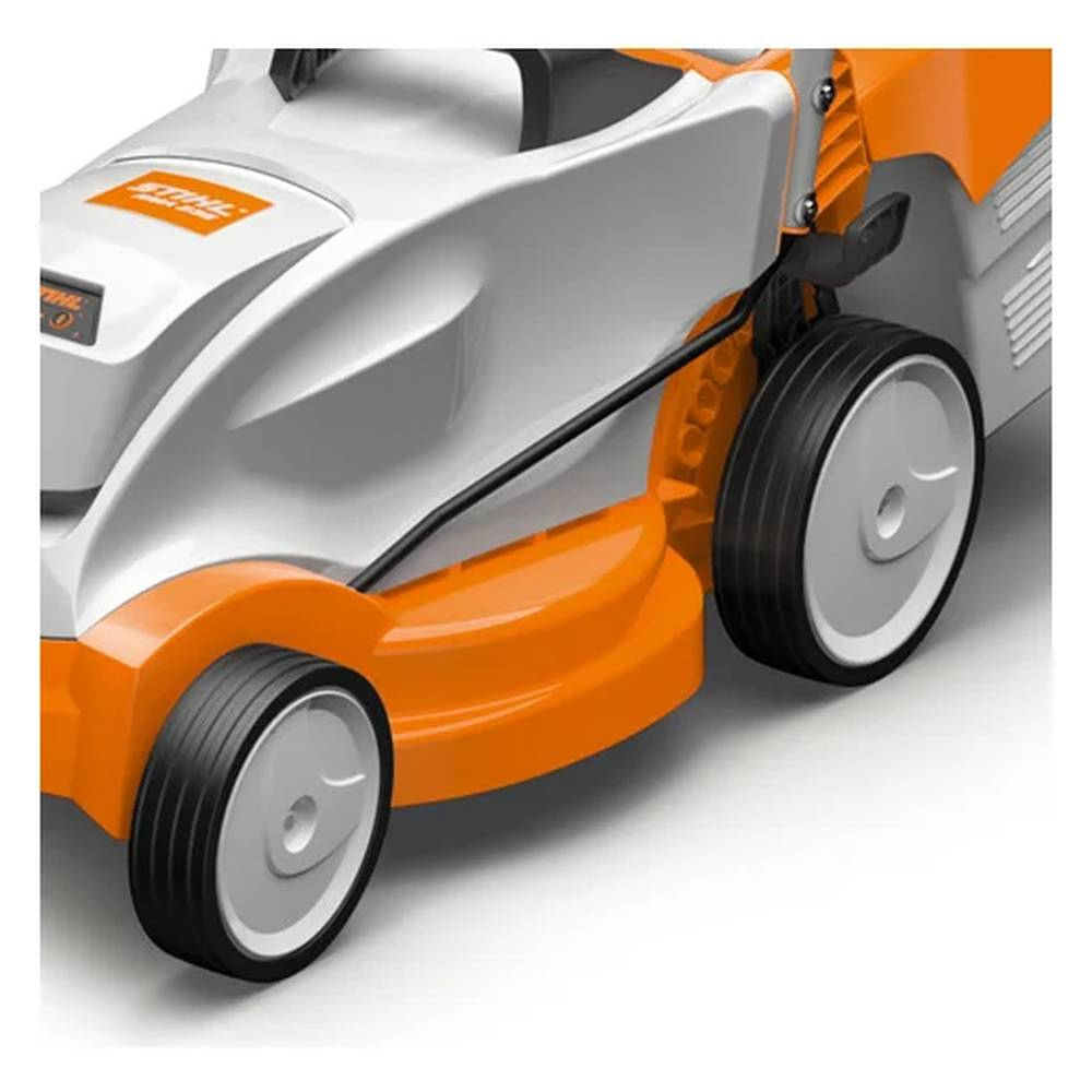 Аккумуляторная газонокосилка Stihl RMA 235