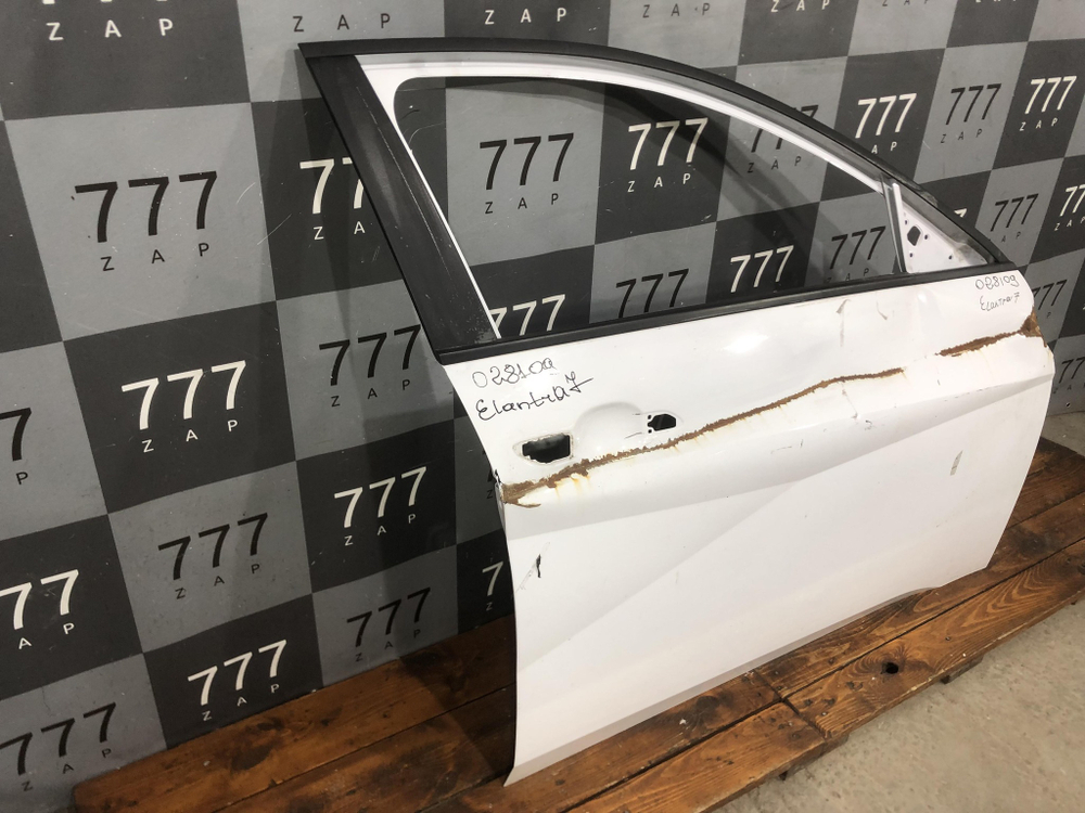 Дверь передняя правая Hyundai Elantra 7 (CN7) 20-нв Б/У Оригинал 76004AA000