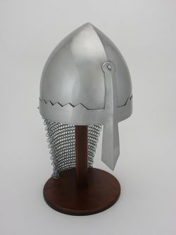 Nautical Шлем назальный с кольчужной защитой