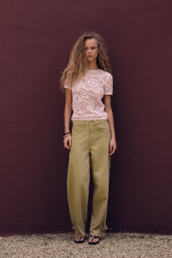 ZARA ТРИКОТАЖНЫЙ ТОП С РЕЛЬЕФНЫМ ЦВЕТОЧНЫМ УЗОРОМ, СВЕТЛО-РОЗОВЫЙ