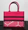 Сумка Dior Book Tote, модель среднего формата розовый