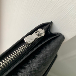 Louis Vuitton Brazza Wallet