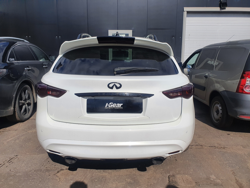 Спойлер багажника ver5 Infiniti fx35 fx37 fx50 fx30d qx70d