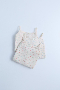 ZARA TIMELESZ - НАБОР ИЗ ТРЕХ ФУТБОЛОК С ЦВЕТОЧНЫМ ПРИНТОМ, РАЗНОЦВЕТНЫЙ