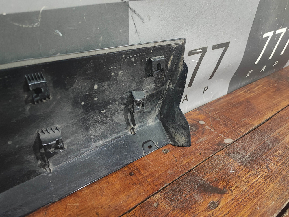 Накладка двери задней левой Toyota Highlander 4 (U70) 19-нв Б/У Оригинал 757420E100