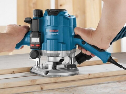 Фрезер сетевой BOSCH GOF 1250 LCE 0601626101 Кейс L-Boxx