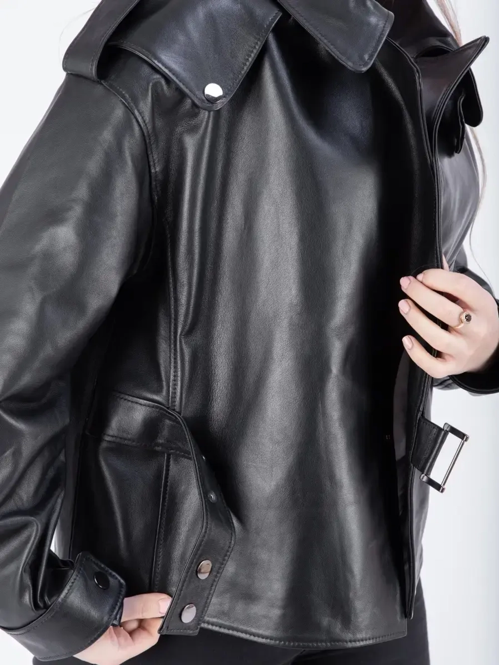 Куртка женская  кожаная оверсайз черная