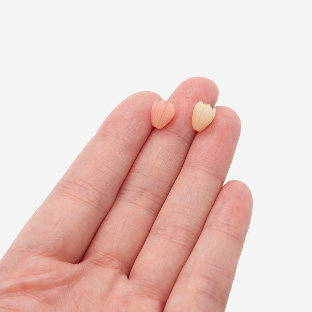 Подвеска резная "Магнолия", 8,5*7мм, коралловая пудра