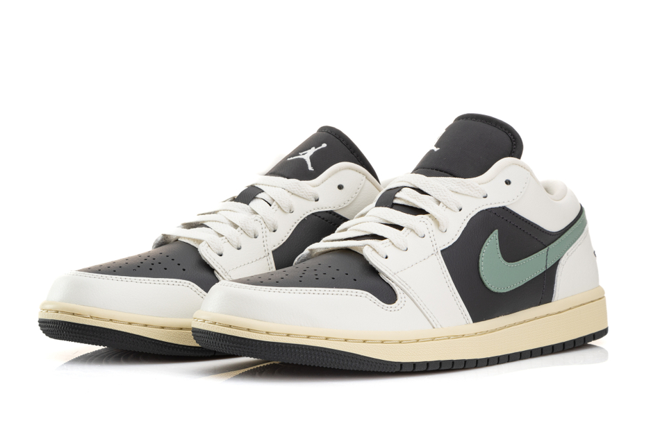 Air Jordan 1 Low "Jade Smoke"