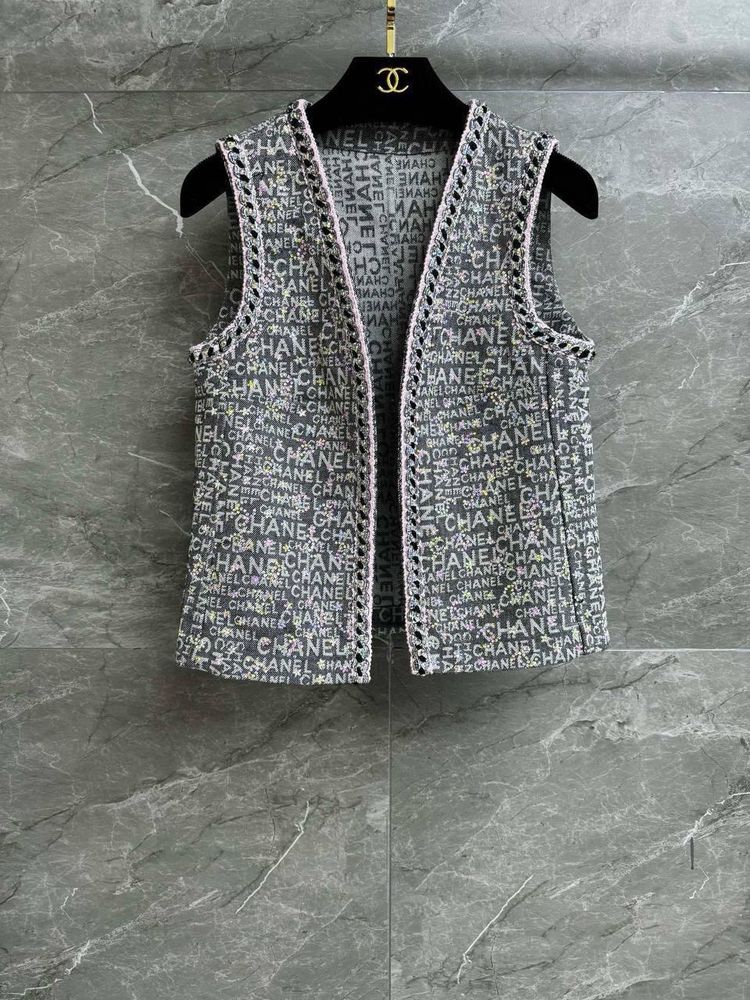 Жилет CHANEL
