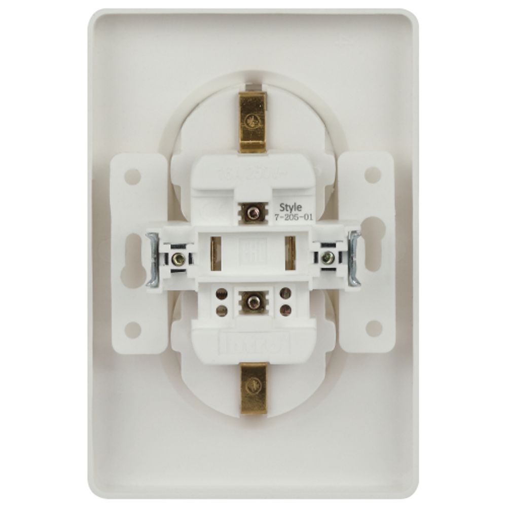 Розетка Intro Style 7-205-01 двойная с заземлением 2X2P+E Schuko, 16А-250В, IP20, СУ, белый