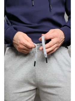 Спортивные брюки