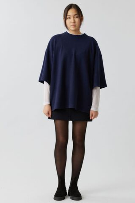 Огромная футболка темно-синего цвета