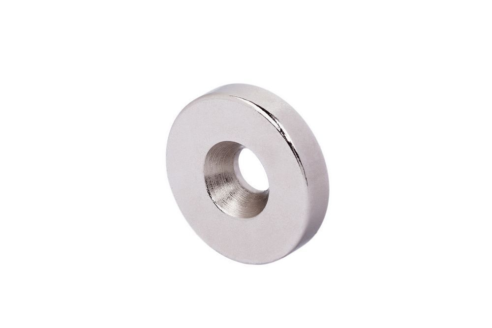 Неодимовый магнит диск 16х3.5 мм с зенковкой 4.2/7.2 мм